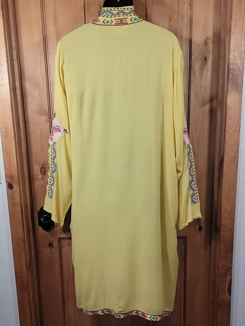Paparazzi Embroidered Duster - Picture 6 of 16